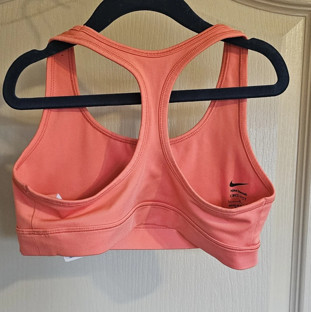 Nike Swoosh Dri Fit Girls Large Training Sports Bra - Picture 2 of 4